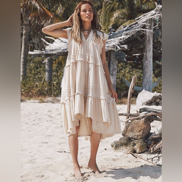 Spell Hanalei Dress - Picture 2 of 6